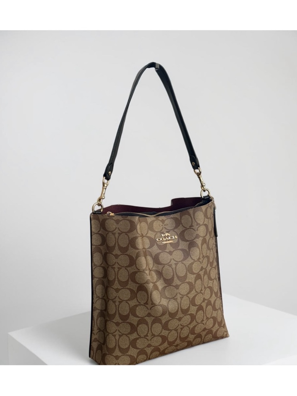 Coach Mollie Signature Canvas Brown Black Shoulder Bucket Bag! - Picture 3 of 16